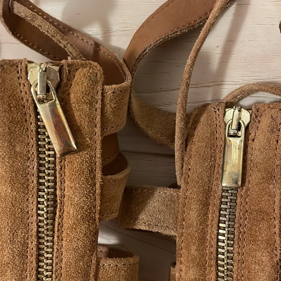 Free People Genuine Suede Sun-Chaser Tall Gladiator Sandals, sz 36 / 5.5 - Picture 10 of 16